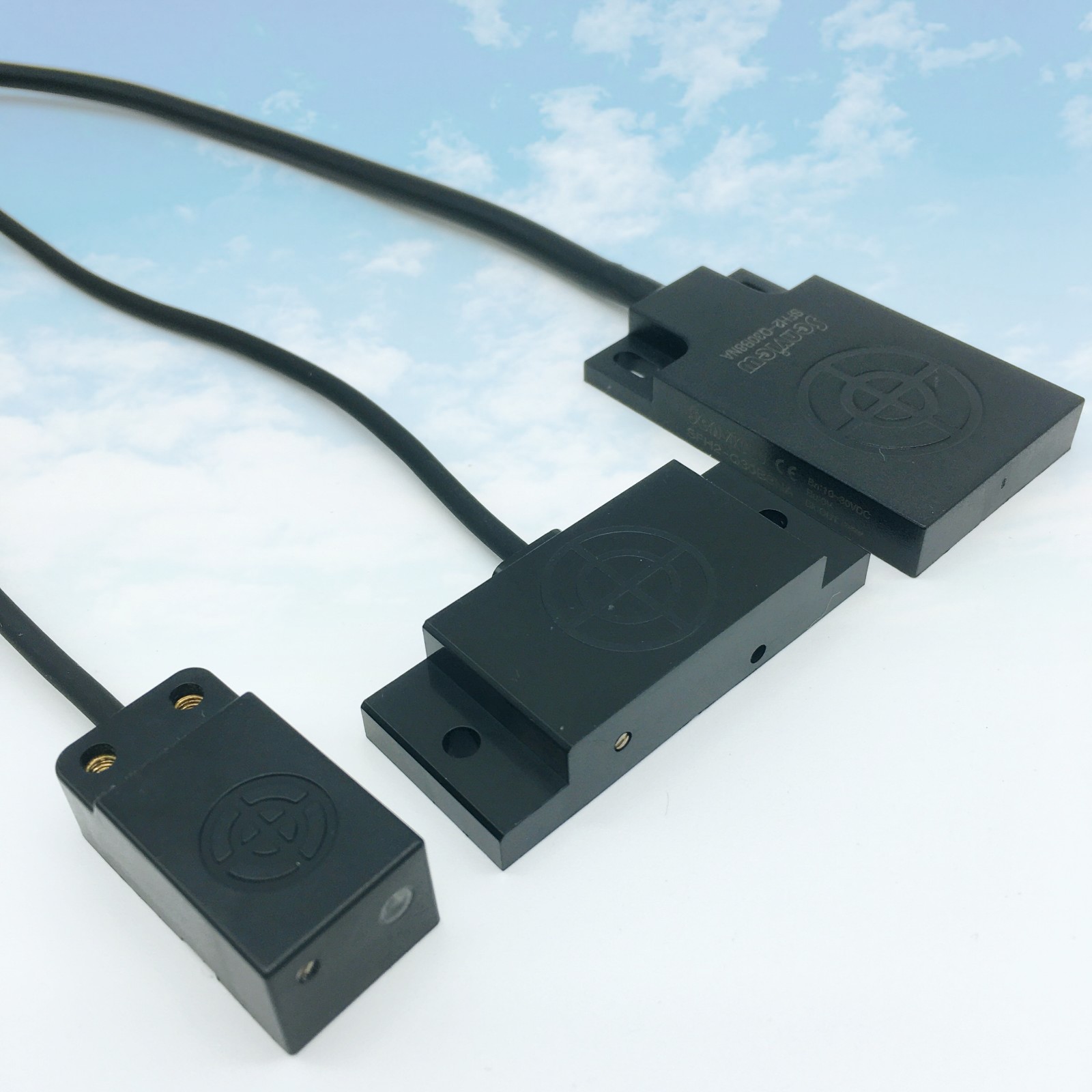 方型電容式接近開關(guān)